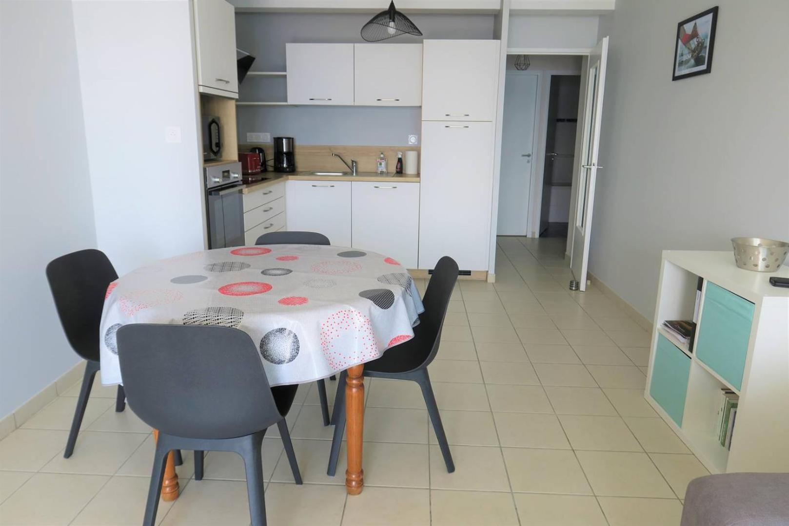 Bel Renove Avec Wifi Vue Sur A - Ref 843 *